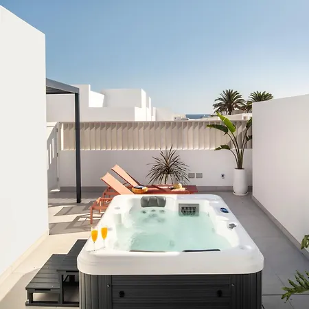 Nazaret - Adults Only Apartmán *