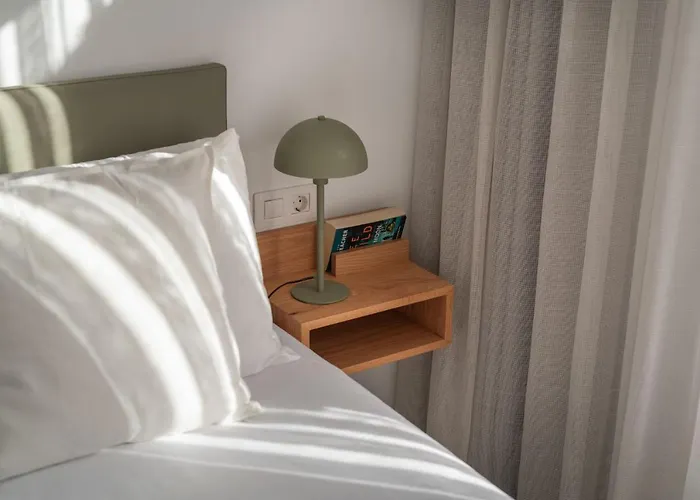 Nazaret - Adults Only *