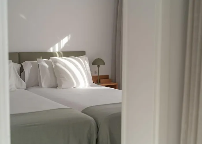 Nazaret - Adults Only *