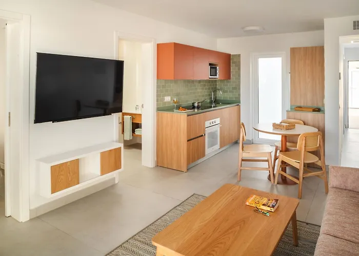 Nazaret - Adults Only * Arrecife (Lanzarote)